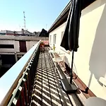 Sous Les Toits Avec Garage Et Terrasse A Apartment *
