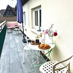 Apartment Sous Les Toits Avec Garage Et Terrasse A *