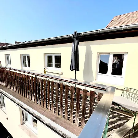 Sous Les Toits Avec Garage Et Terrasse A Apartmán Ribeauvillé