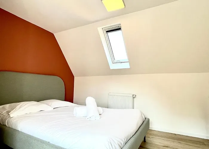 Sous Les Toits Avec Garage Et Terrasse A Lejlighed